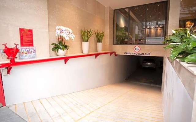 Thanh Long Hotel
