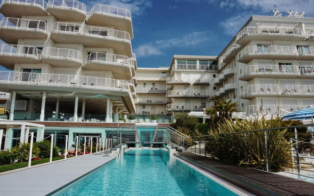 Hotel Le Soleil