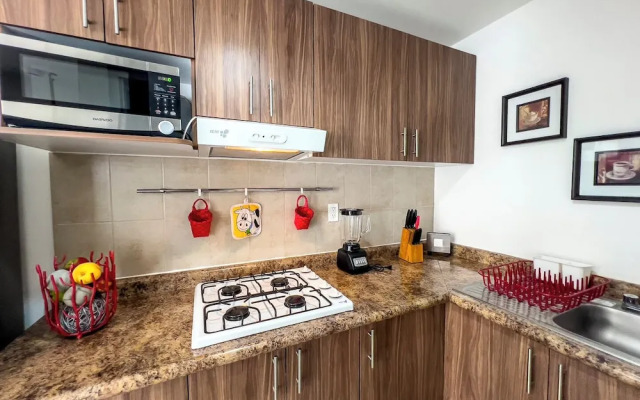 Poliforum Modern 2BR Modern Apartment