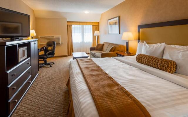 Best Western Plus Emerald Isle Hotel