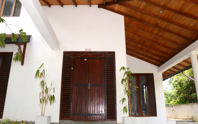 Sri Kandyan Bungalow