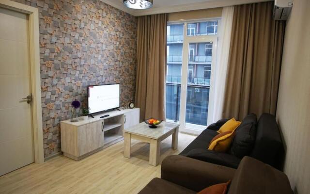 Leo Group Apartment 16-10 Elegance Batumi