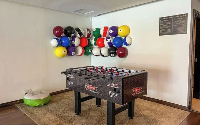 Durrani Homes - Majestic 4BR at Downtown
