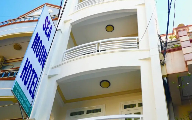 Sea Moon Hotel