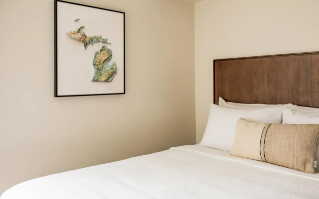 Traverse Victorian Senior Living