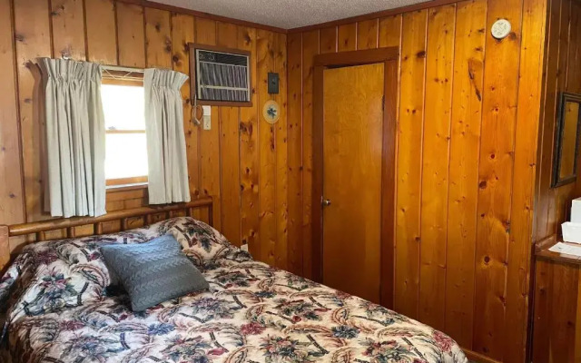 Cedars Motel