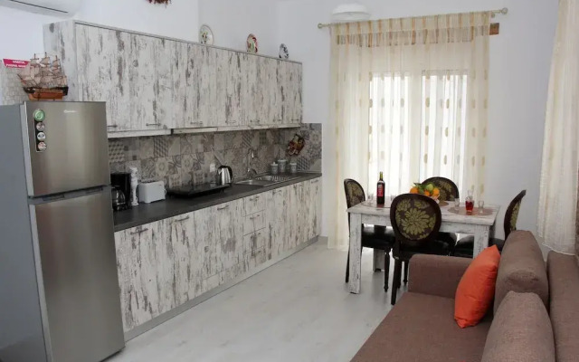 Haraki Stone Apartments