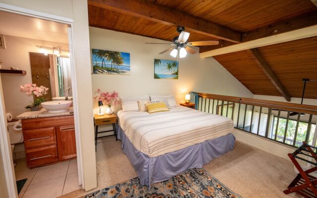 Maui Vistas #3419 2 Bedroom Condo by RedAwning