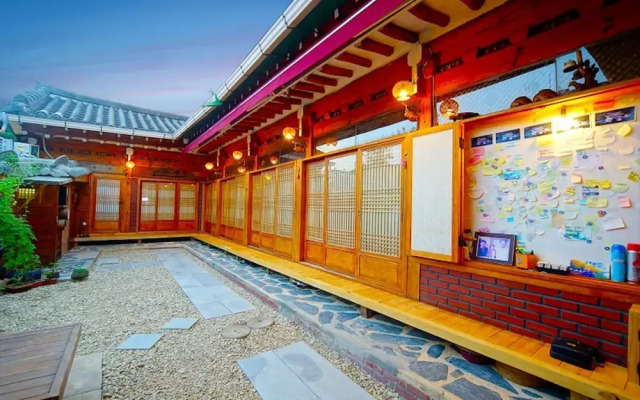 Jeonju Jeongdam Hanok Stay
