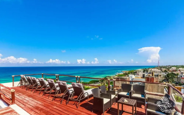 Deep Blue Condos - Entire