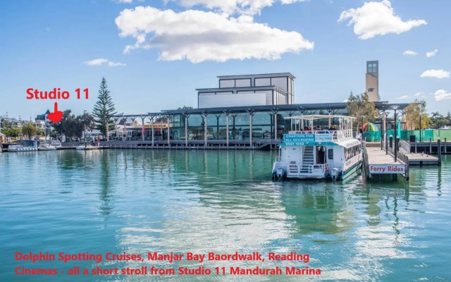 Studio 11 Mandurah Marina