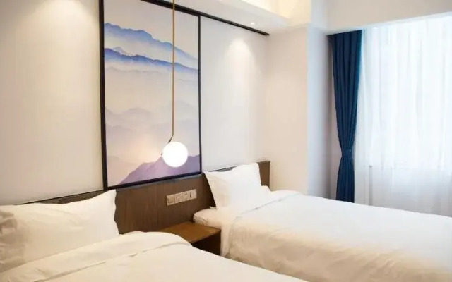 Berkesy Residence Jinqiao Shanghai