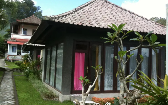 Astradana Hotel & Restaurant