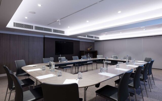 Hampton by Hilton London City