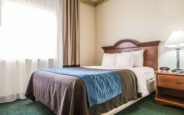 Quality Inn & Suites Dixon near I-88