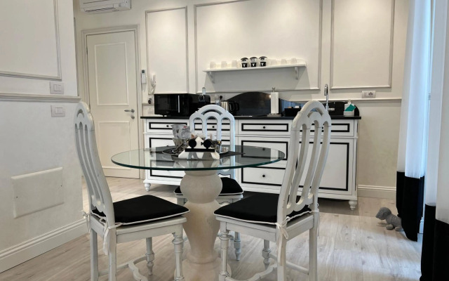 Ghibellines Apartments