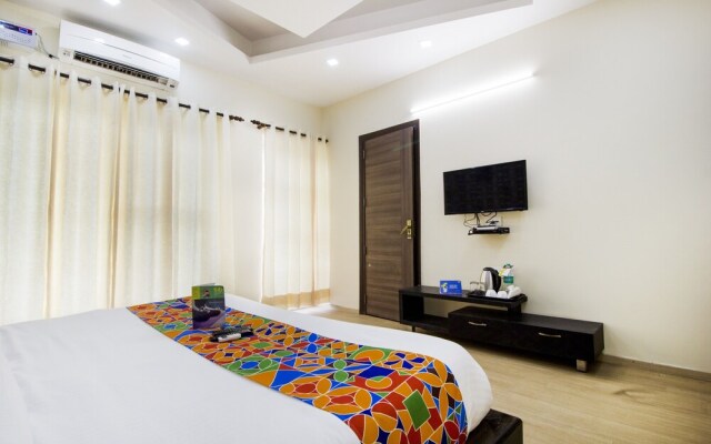FabHotel Royal Tulip Sushant Lok II