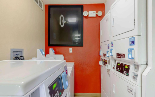 Extended Stay America Select Suites Atlanta Perimeter Peacht