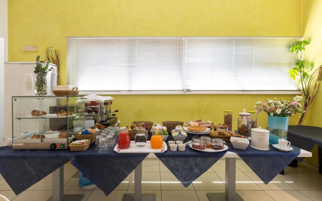 Silver Hotel by BarbarHouse