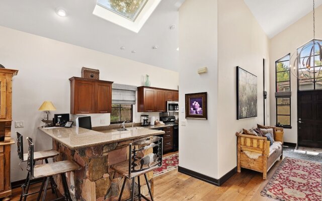 Enclave 158 4 Bedroom Home by RedAwning