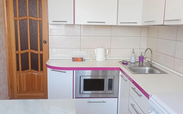 Studio apartment on Demonstration Street 8