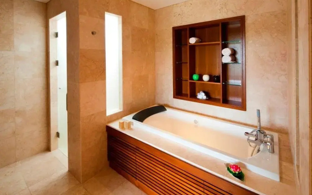 IDC White House Ocean Villa Da Nang