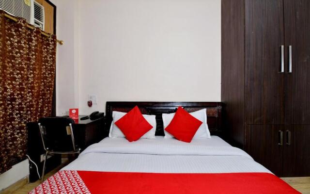 OYO Rooms CR Park Outer Ring Road