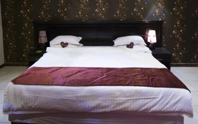 Golden Park Hotel