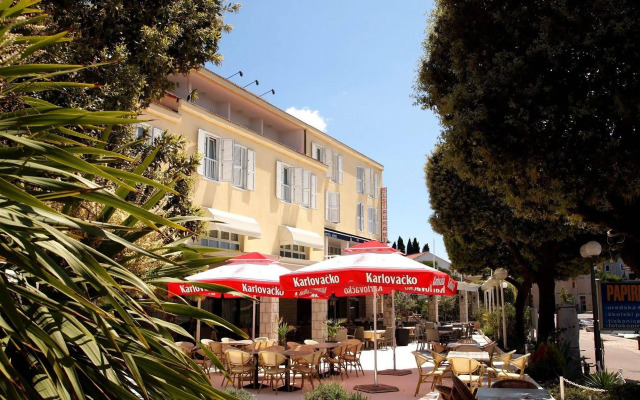 Hotel Adria