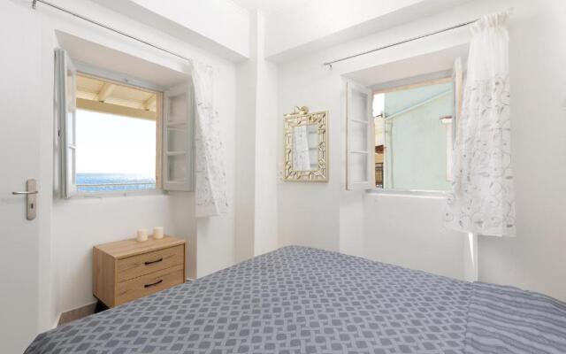 Salt and Sun Apartments by Konnect, Kaminaki Beach