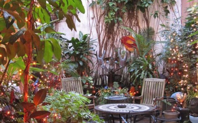 St. Philip French Quarter Apartments