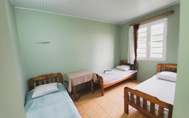 Ureki House