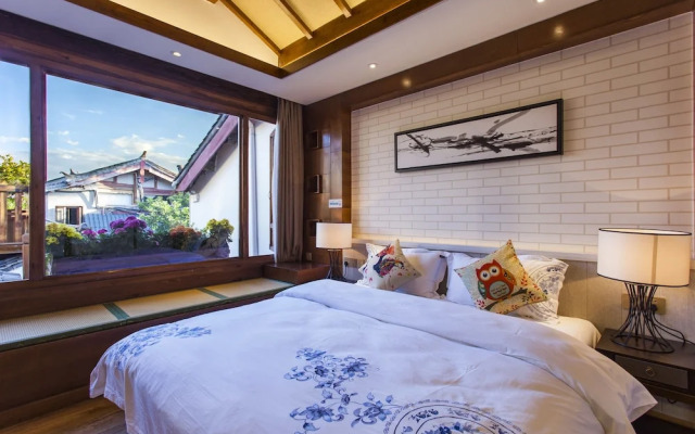 Lijang First Bay Hotel