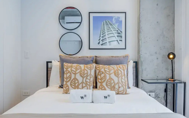 w Cozy 2BR in Plaza Herrera