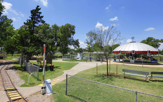 Super 8 by Wyndham Duncan