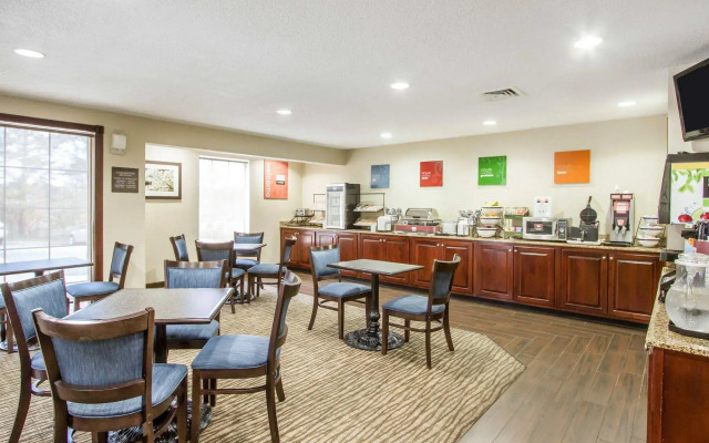 Comfort Inn Poplar Bluff North