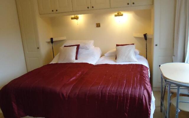 Shocarjen House B & B