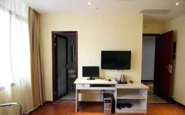 Golden Pillar Business Hotel