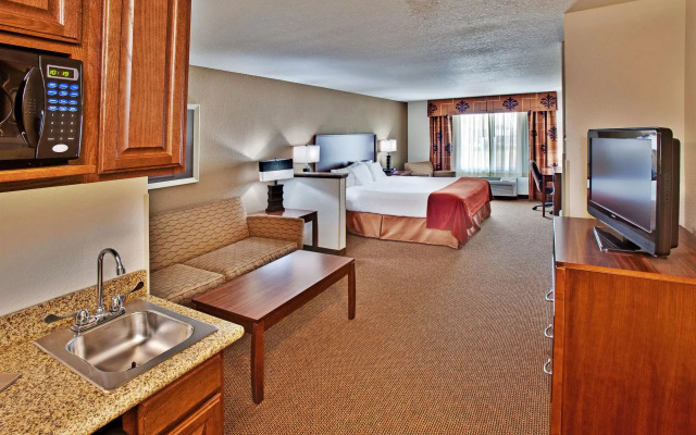 Holiday Inn Express Hotel & Suites Dubuque by IHG