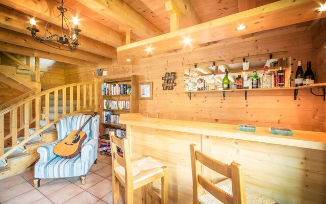 Luxury Holiday Home in La Côte-d'arbroz With Sauna