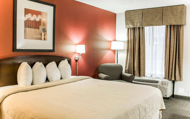 Quality Inn Roanoke Rapids