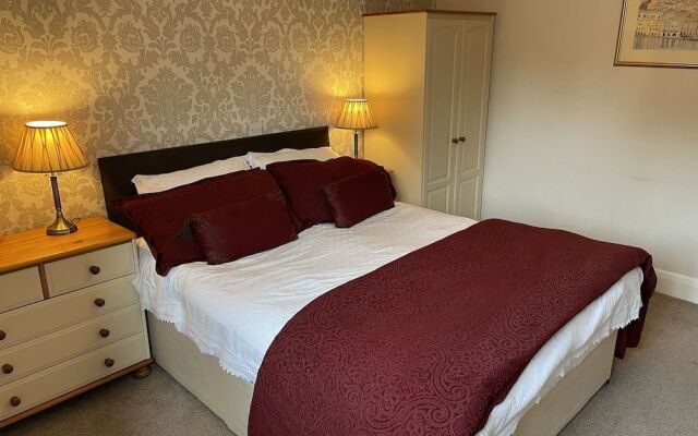 Sunningdale Bed & Breakfast