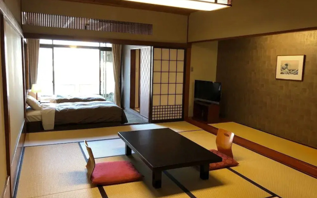 Atami Kinjokan