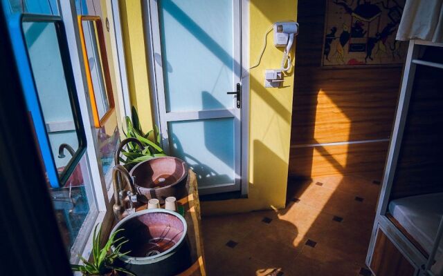 Halley Hostel
