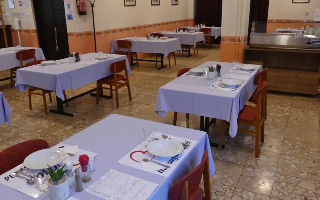 Napsugár Ifjúsági Szálló és Kemping