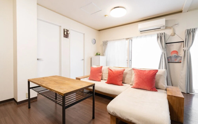 Nipponbashi House Nb-1