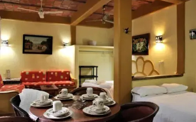 Posada Las Flores Vacation Villas