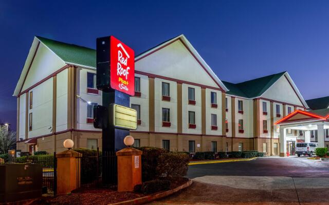 Red Roof Inn PLUS+ & Suites Atlanta Airport South