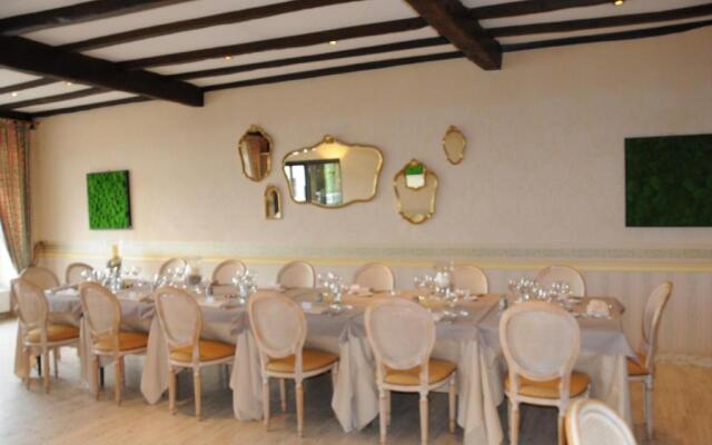 Hotel Hotleu
