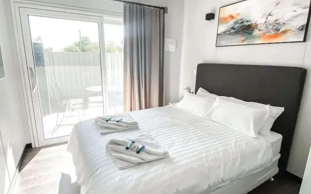 Richmond Midway Motel